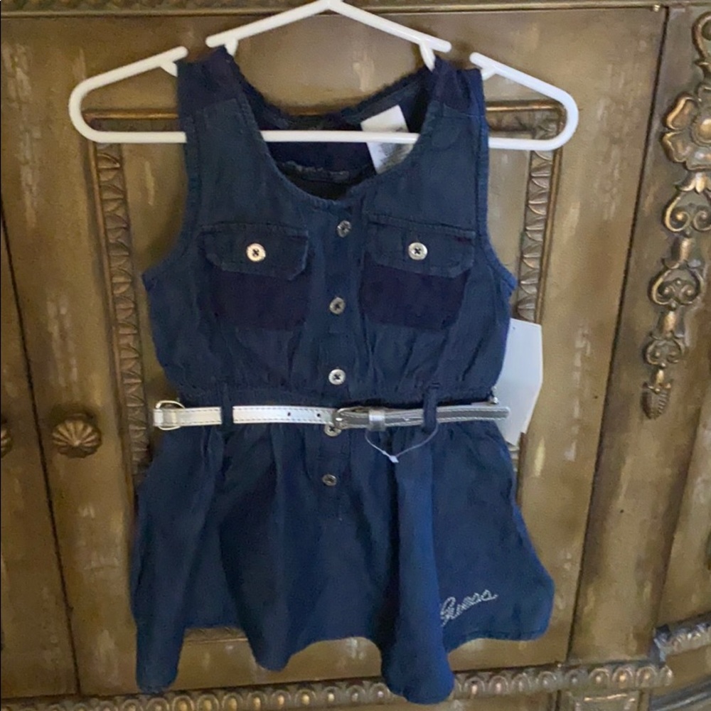 Guess kids denim dress w/adorable pockets & belt